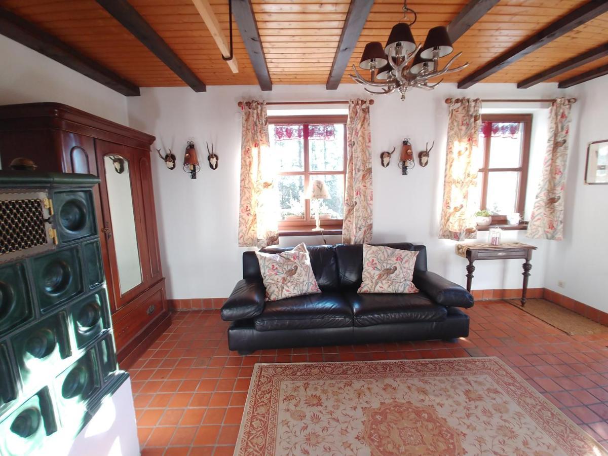 Jagdhaus In Der Rhoen In Voelliger Alleinlage Gersfeld Exterior foto